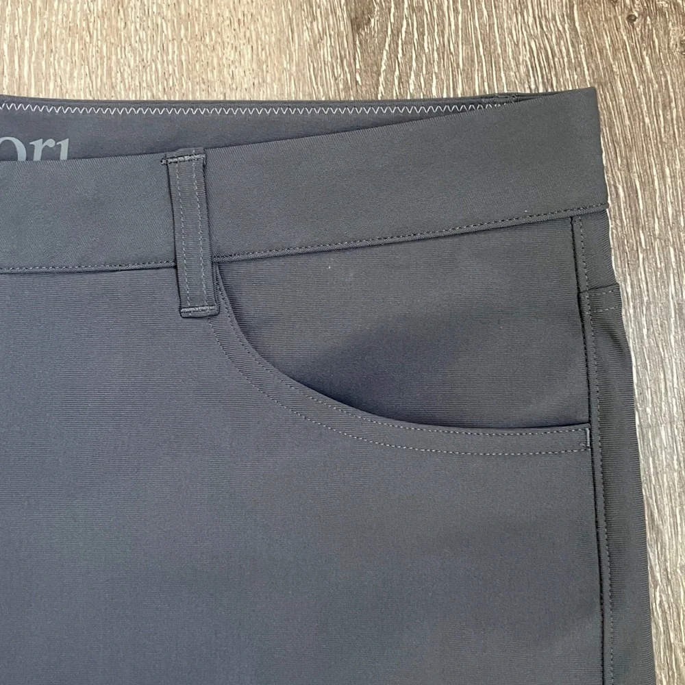 Vuori Meta pants - Picture 4 of 17
